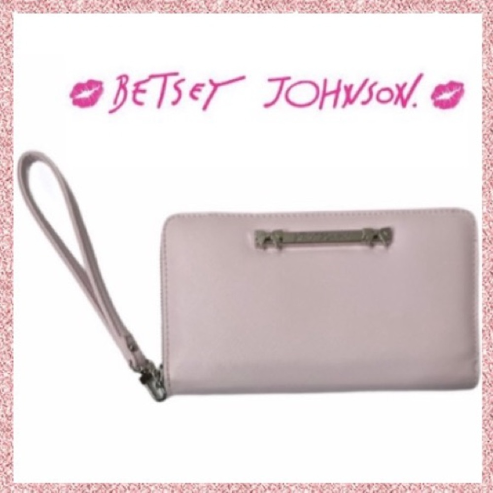 Betsy Johnson Bow Wallet Wristlet Delicate Pastel Pink Luxury Designer Purse